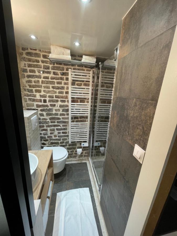 Cinq Diamants, Neuf Equipe